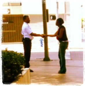 This lady kindly thanked the security guard and gave him a hug.